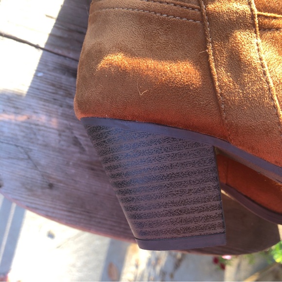 Women Cowgirl Western Boots Almond Toe Pull On Mid Calf Size 6 Carmel Brown - Picture 9 of 10